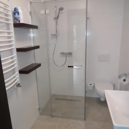 Pod Modrzewiami Lejlighed