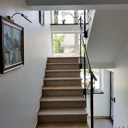 Lejlighed Pod Modrzewiami *