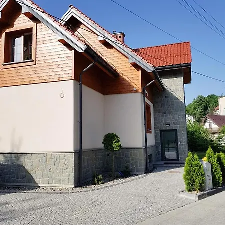 Apartment Pod Modrzewiami *
