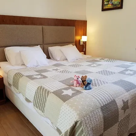 Pod Modrzewiami * Krynica Zdroj